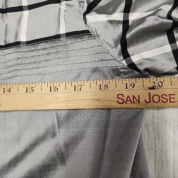 J.S. Thai 100% Silk Womens 2-Piece Set Handmade Plaid Shirt & Pants Silver Sz P - Picture 5 of 15